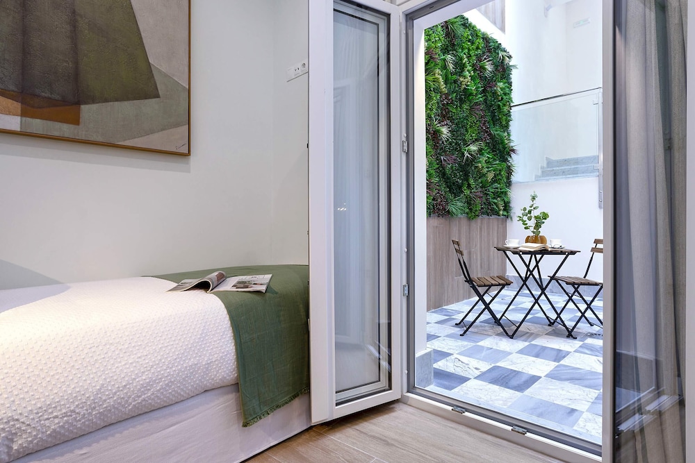 Exclusive Apartment in Cádiz. Patrocinio I