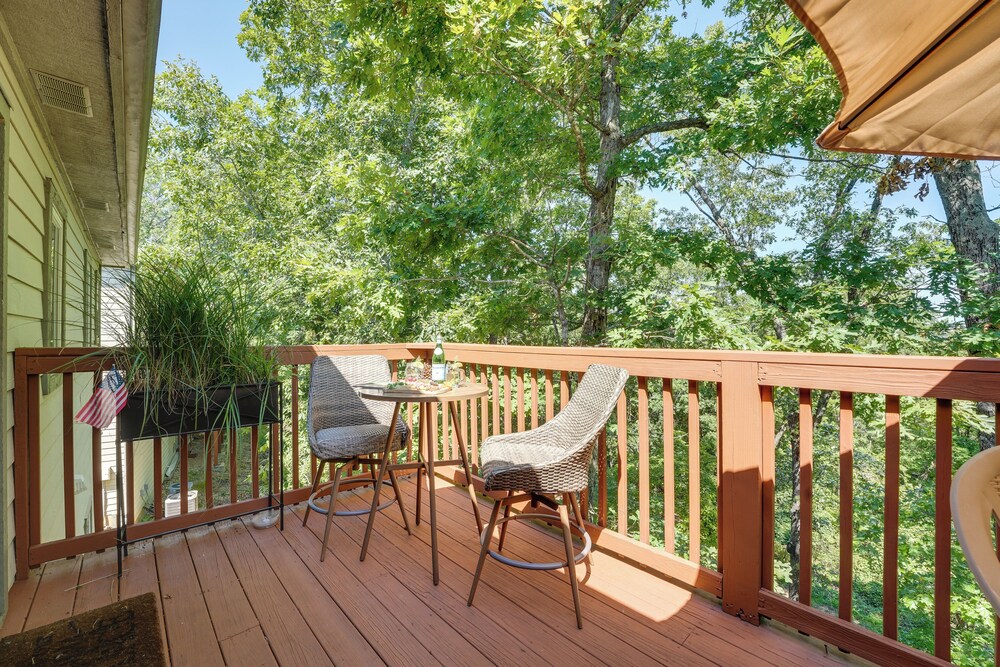 Branson West Retreat - 2 Mi to Silver Dollar City! view 4