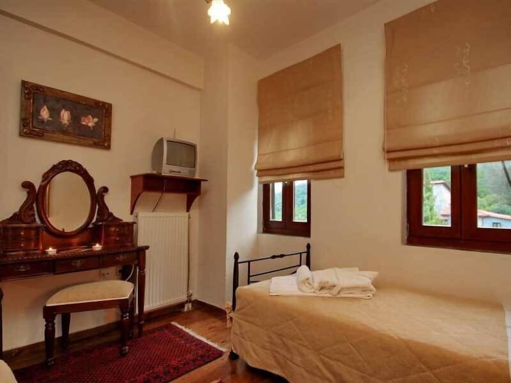 Menalia Villas & Suites