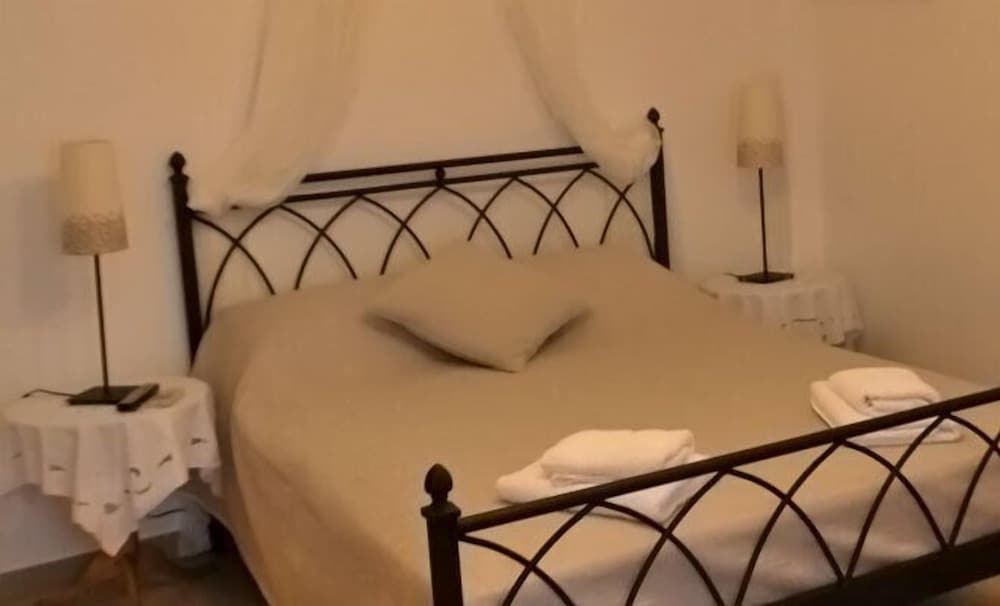 Pension Moschoula