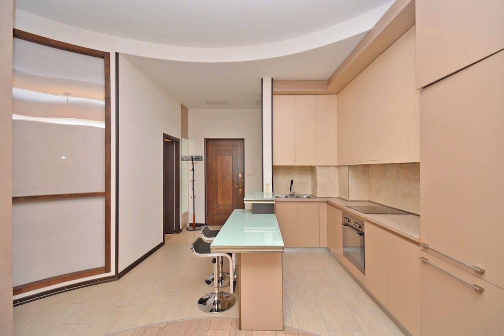 Kajaznuni street apartment on 4 floor