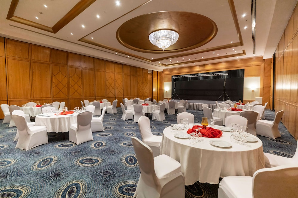 meeting & event spaces