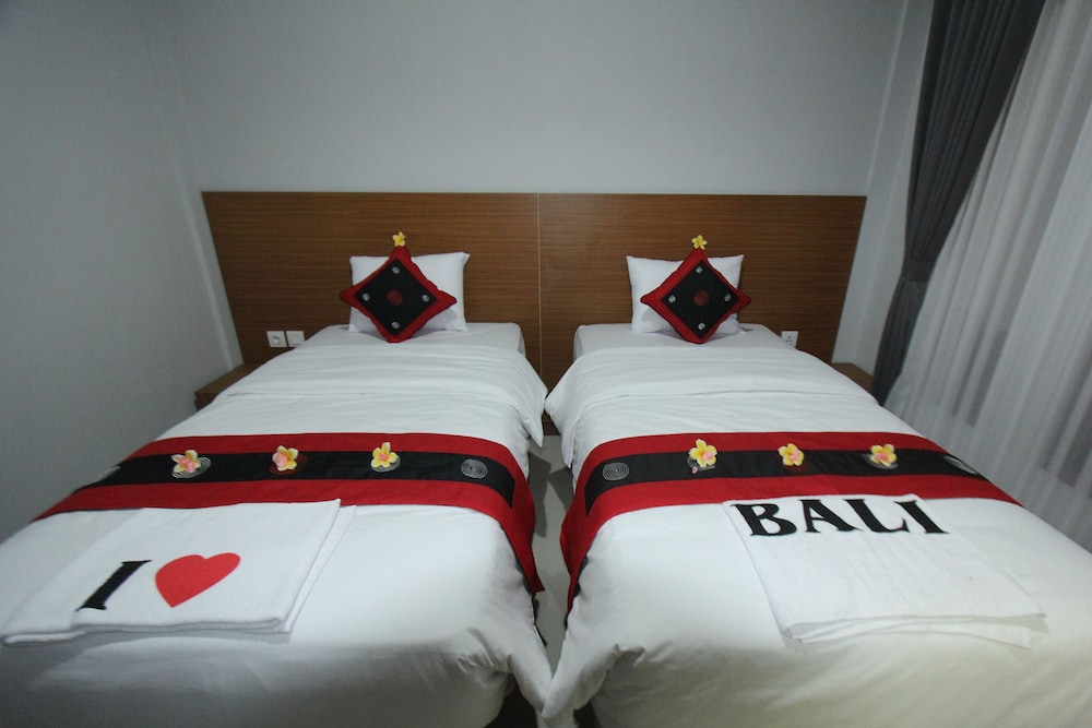 Tom Guest House