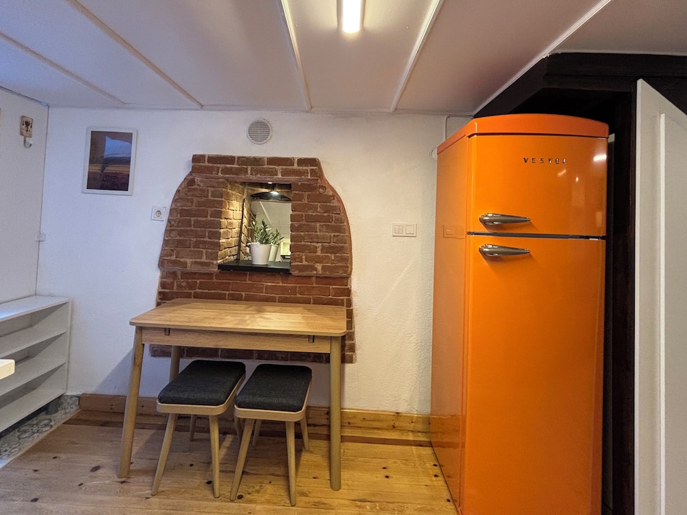 Idor Guest House