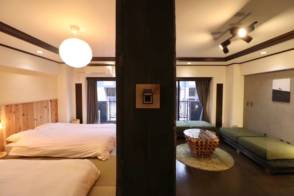 sunmallcrest403