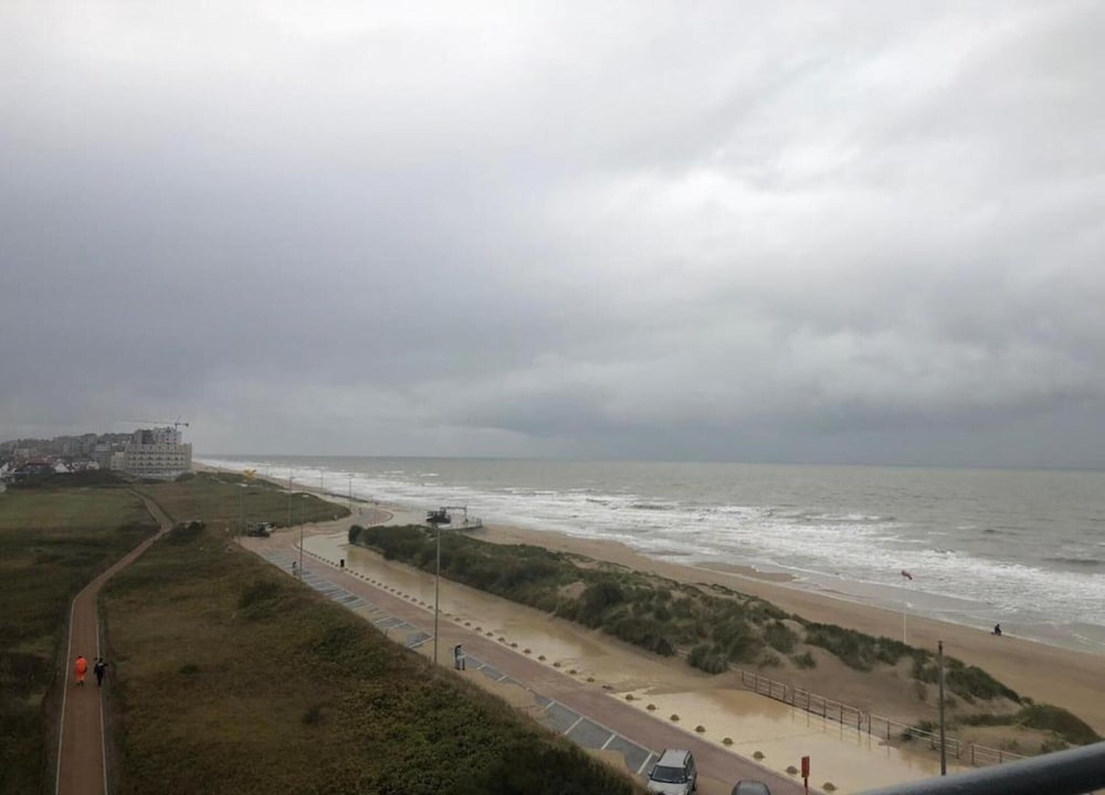 Apartment in Middelkerke With Sea Views