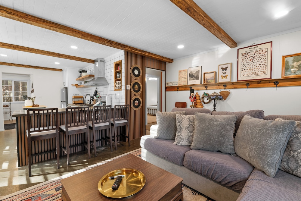 Maple Cottage