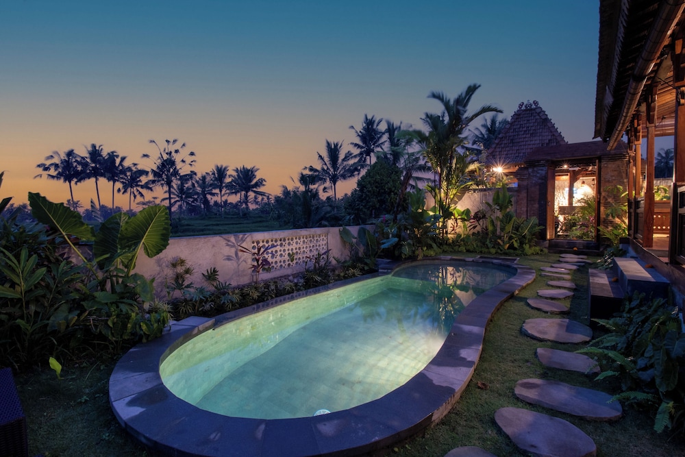 Embun Pagi Wooden Private Villas Ubud