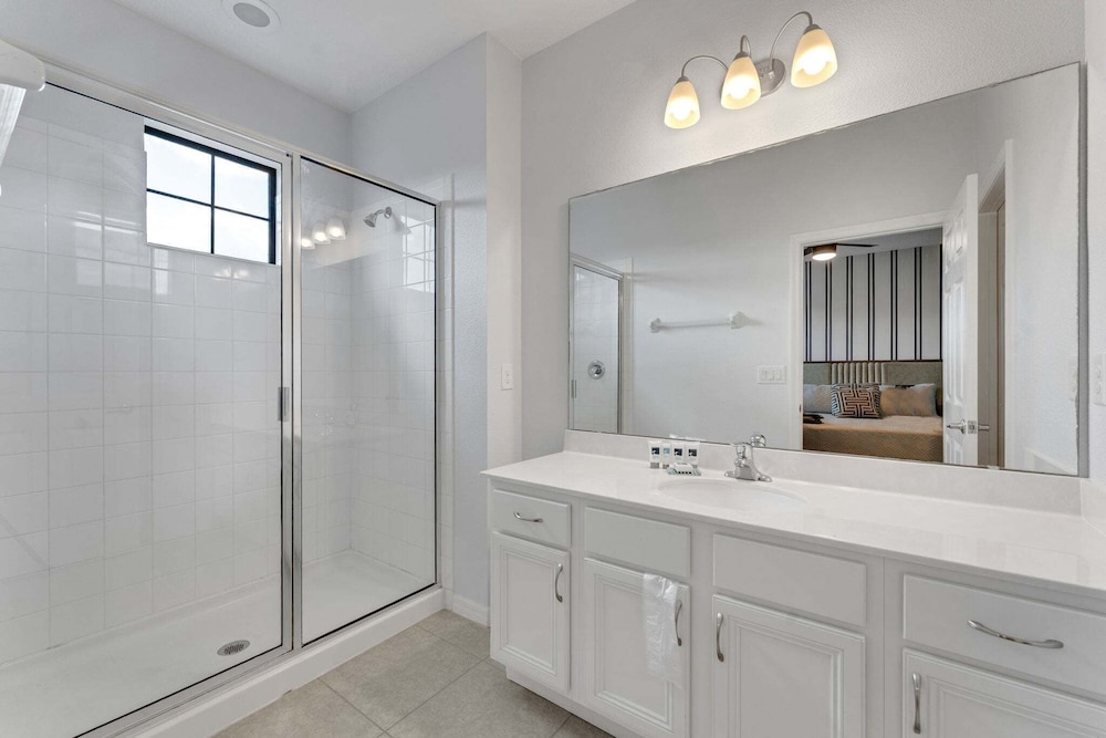 2311vd-providence 5 Bedroom Home