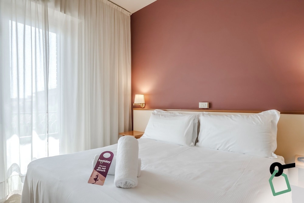 Hotiday Room Collection - Celle Ligure