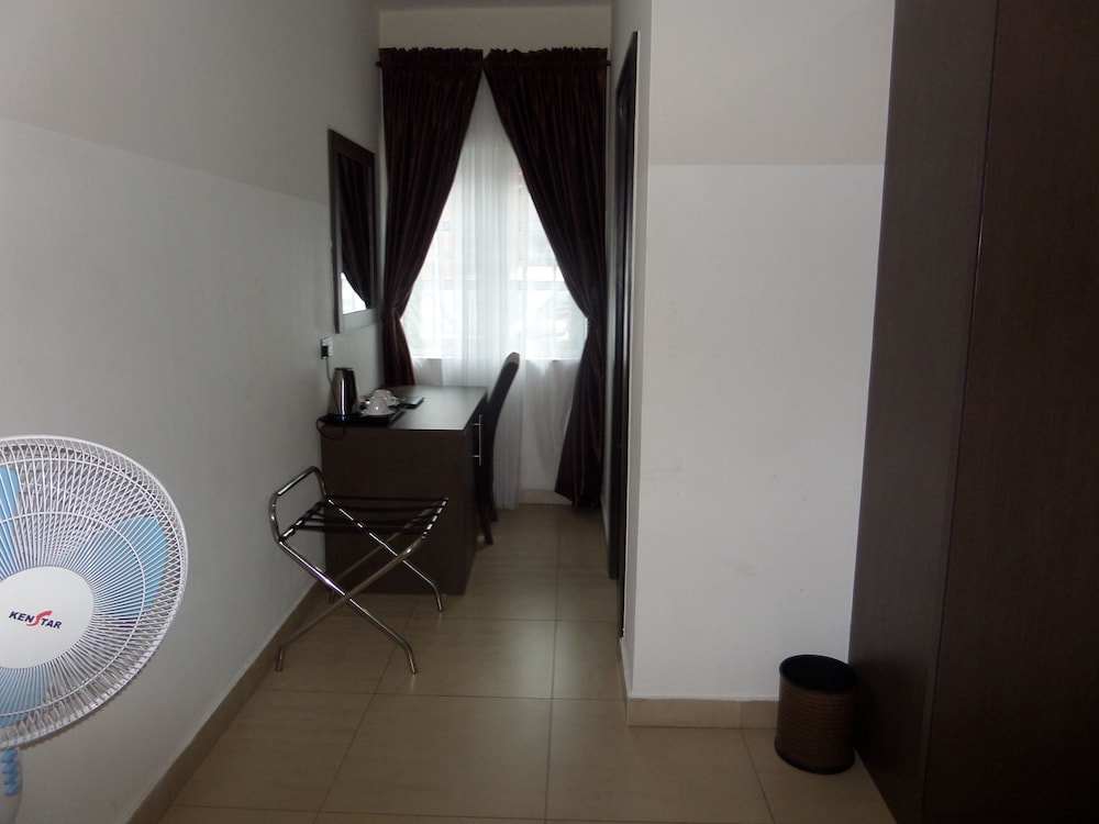 O-jays Guest House