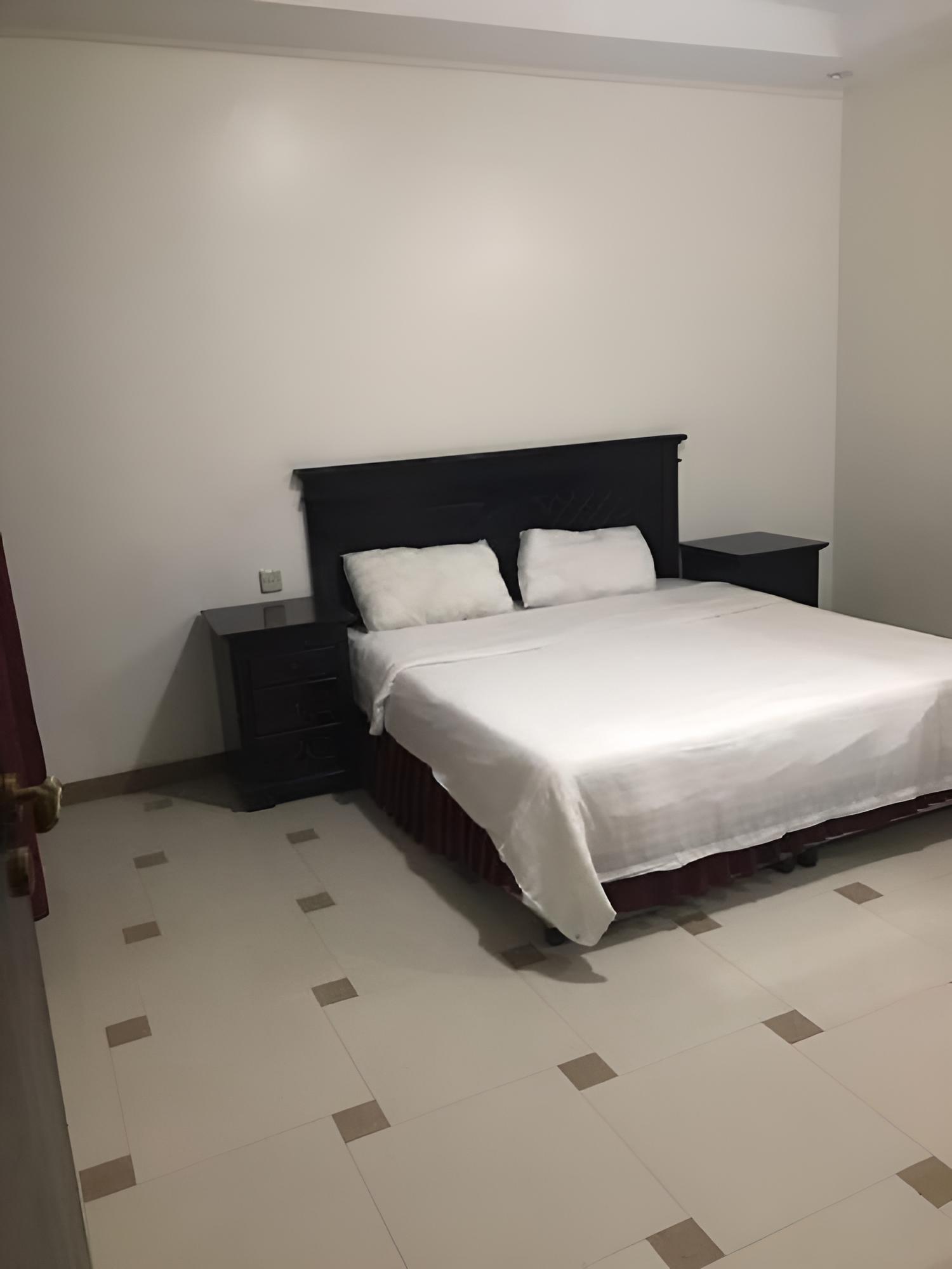 Almakan Hotel 106