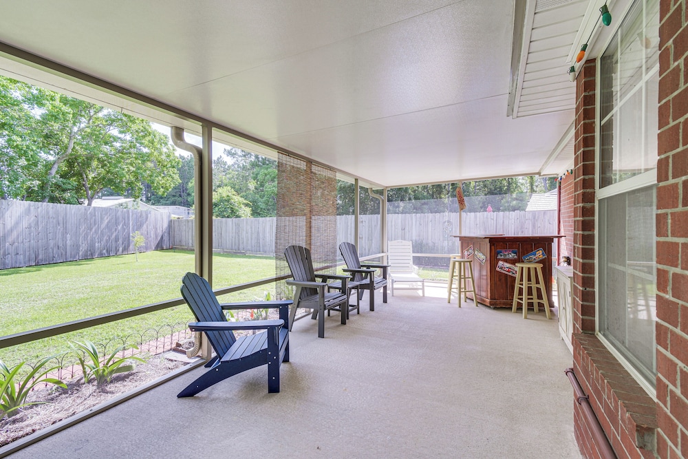 5 Mi to Gulf Beaches: Coastal Alabama Home