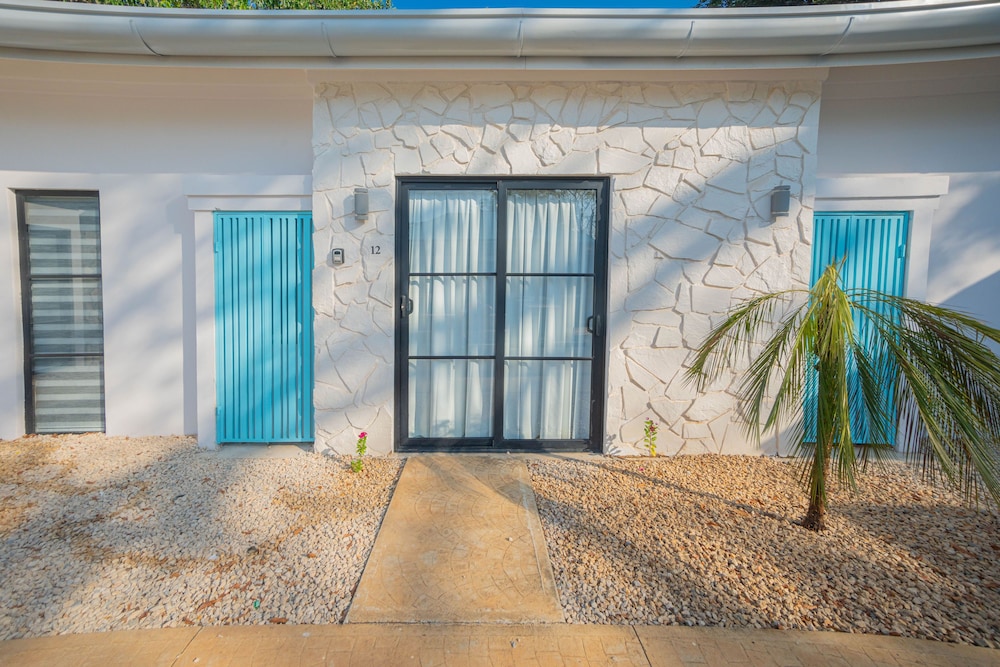 Villas VR Beachwalk Avellanas