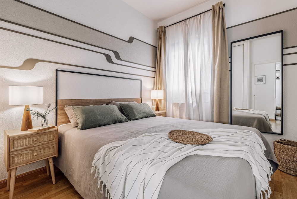 Duke - 3 Bedrooms and Office in Ibiza