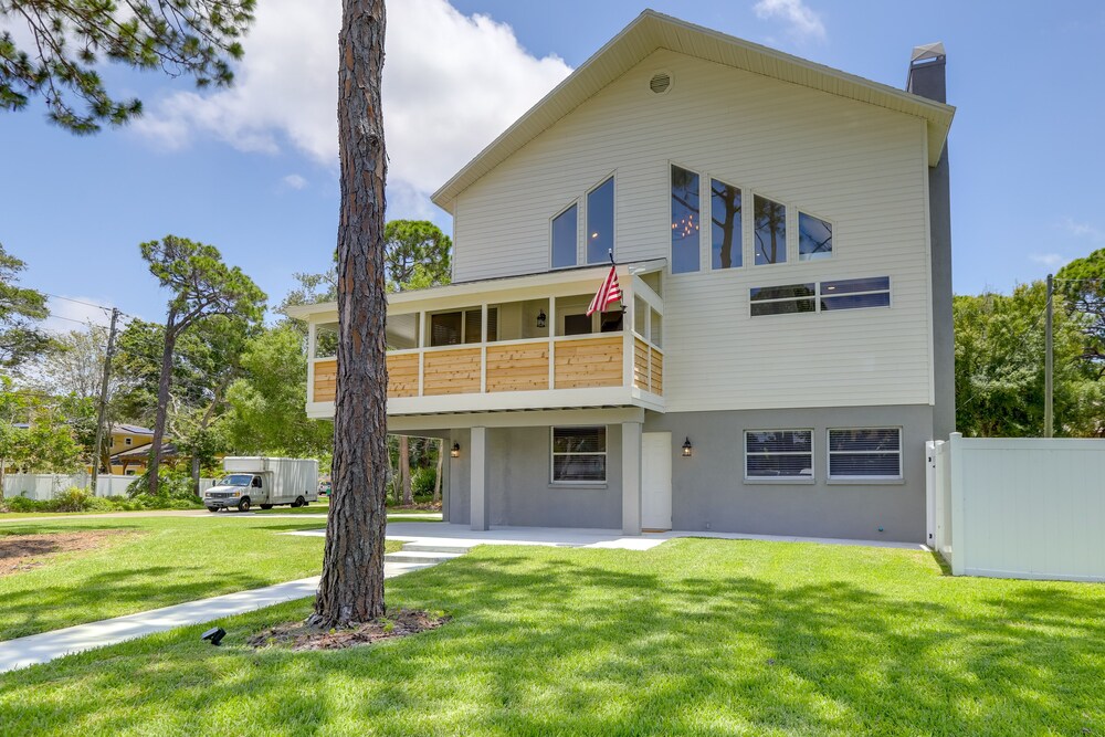 Pet-friendly Seminole Vacation Rental Apt w/ Yard! view 5