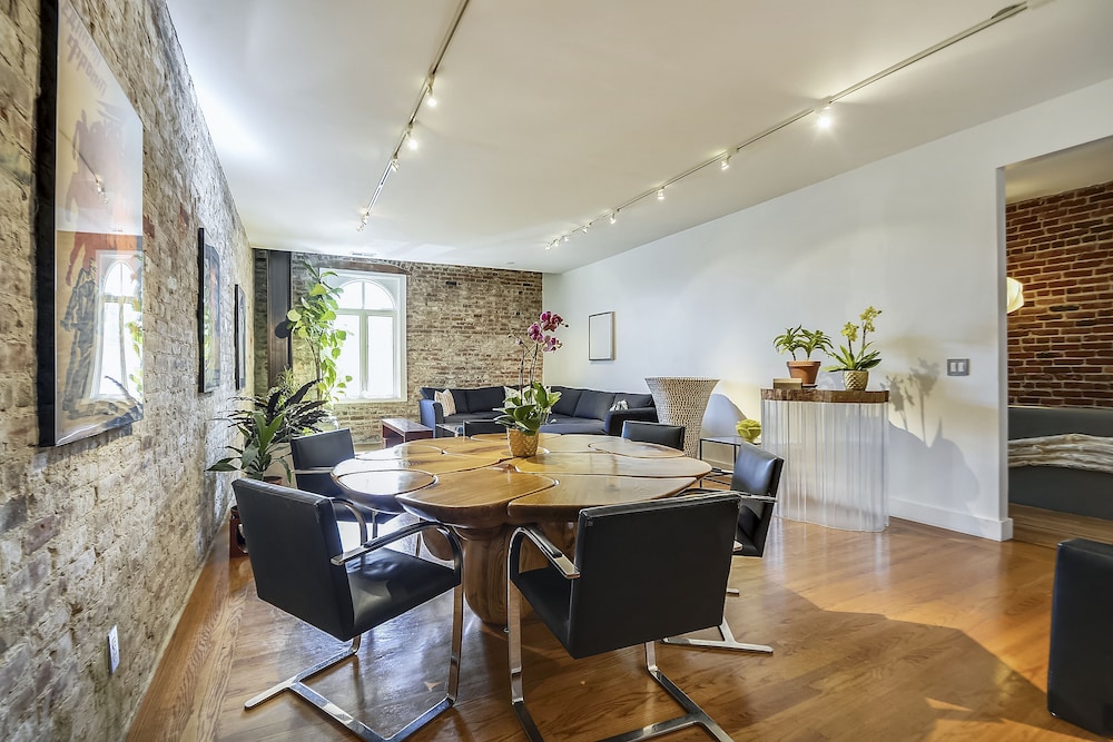 meeting & event spaces