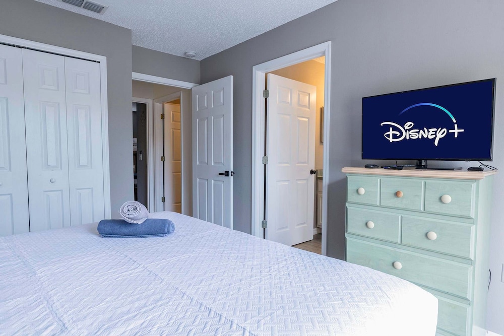 Cozy Family 3BR Townhouse Perfect Stay for 6 Guests