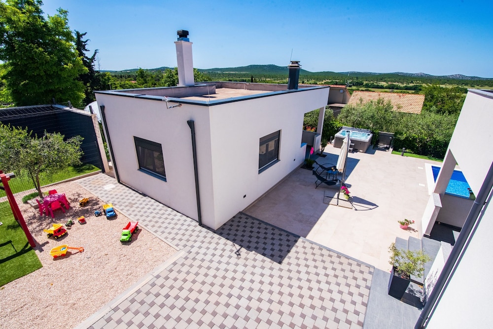 Villa Bura Zadarvillas