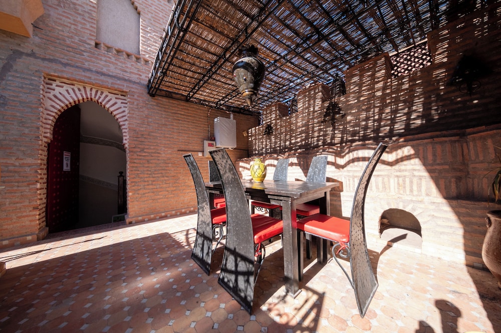 Maison Do
