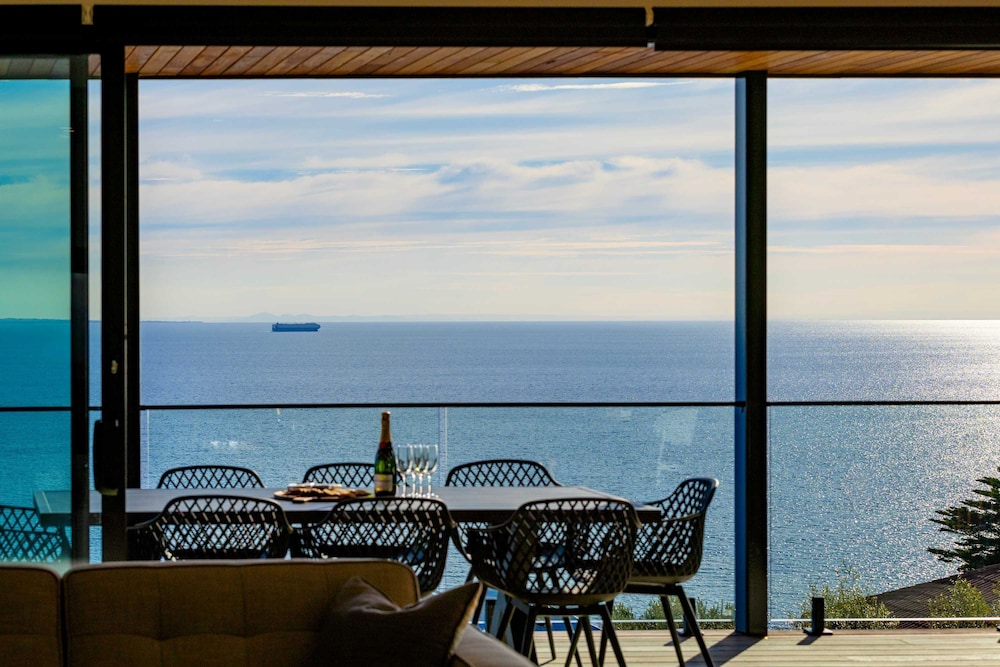 Azure Horizon Gas Heated Pool With Stunning View
