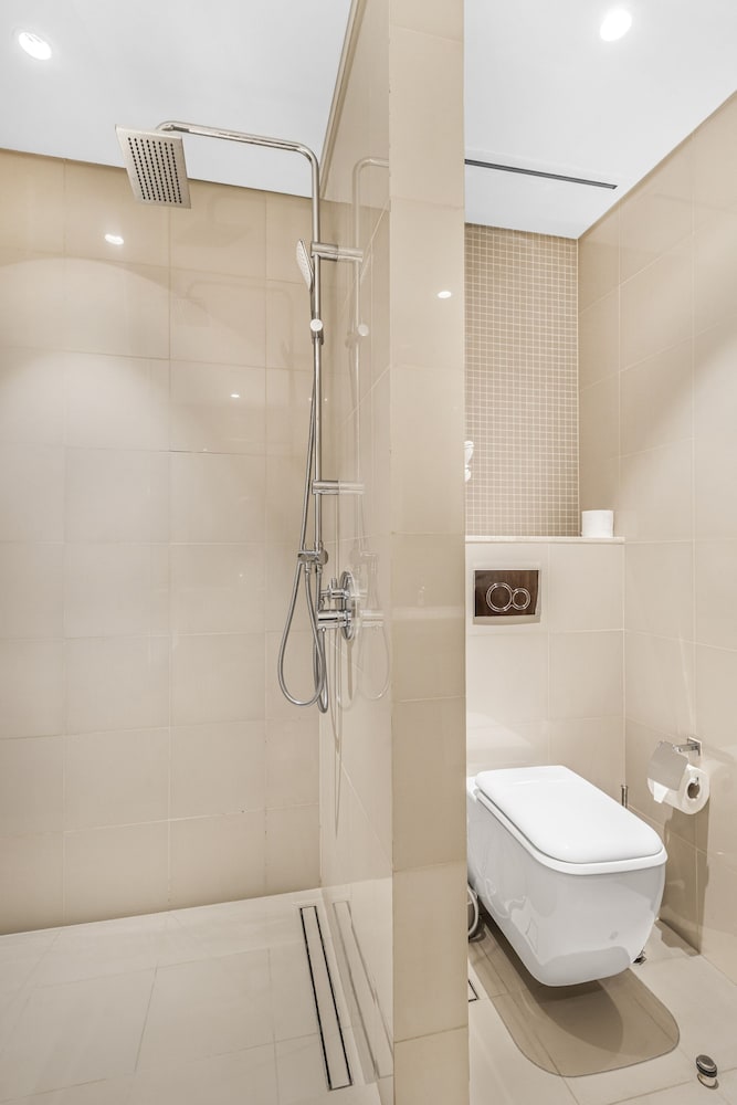 DXB - Boulevard Point - 5602 - DT