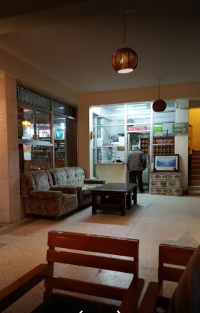 Photo 8