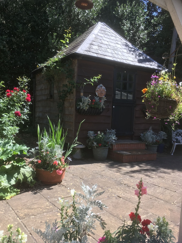 Otters' Green B&B