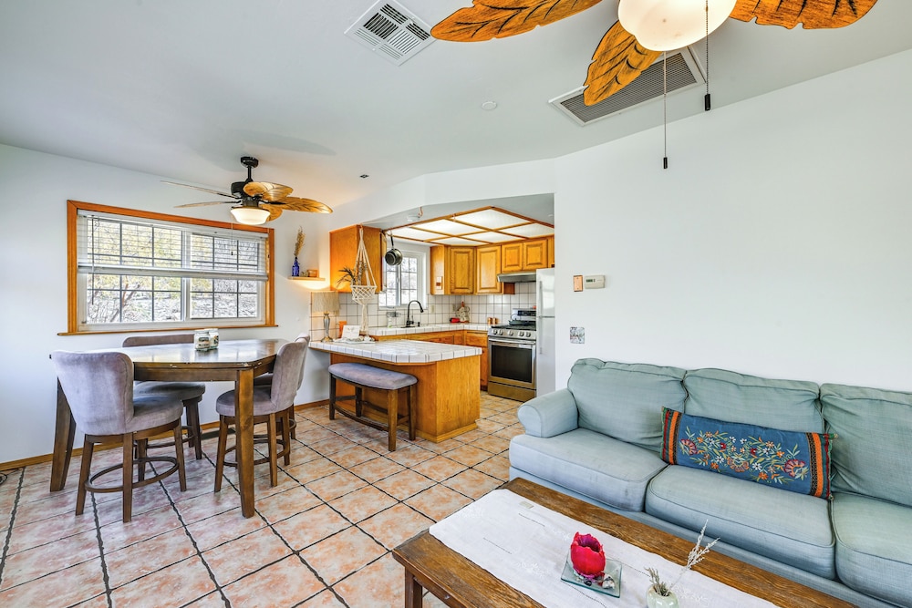 Mtn-view Weldon Home: Walk to Pacific Crest Trail
