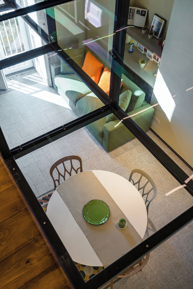 La Pinacoteca Aparthotel by NapoliApartments