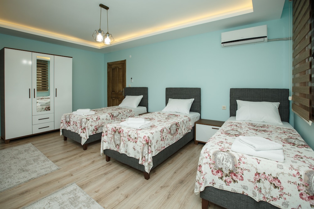 Guven Suite House