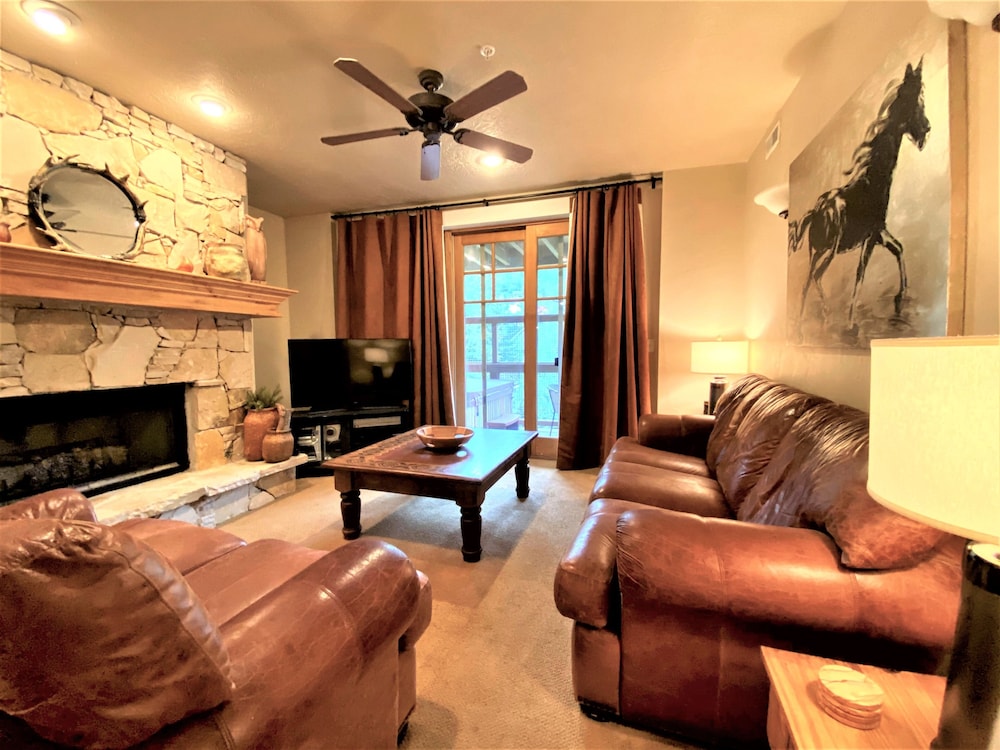 Park City Ski Resort - Town Pointe Condos