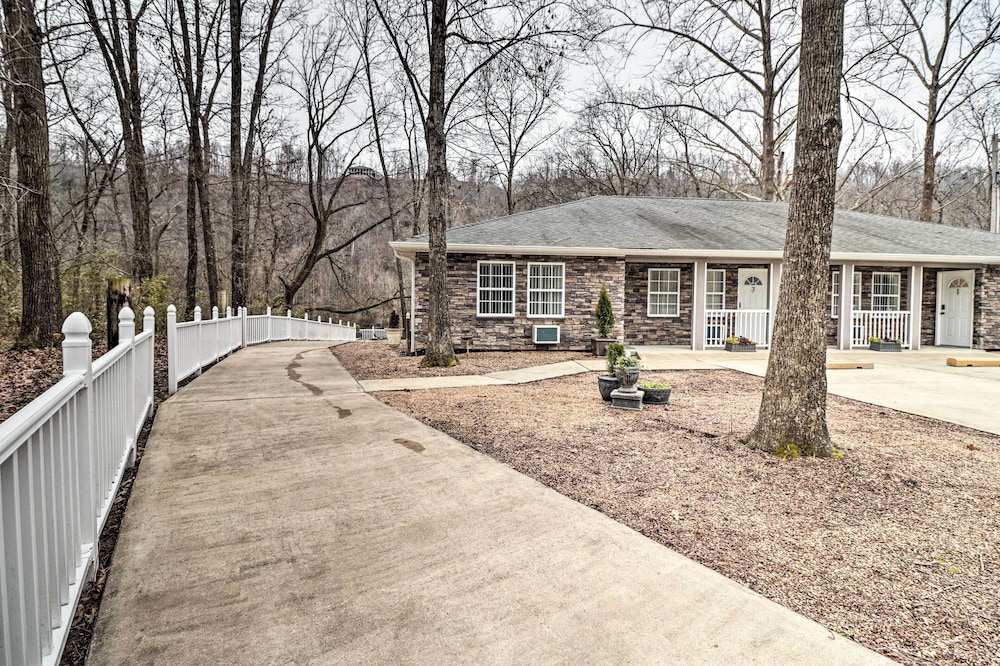Riverside Studio: Trophy Trout Fishing On-site
