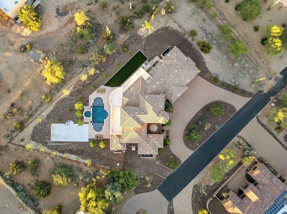Copper Sky Retreat - Lux villa & pool