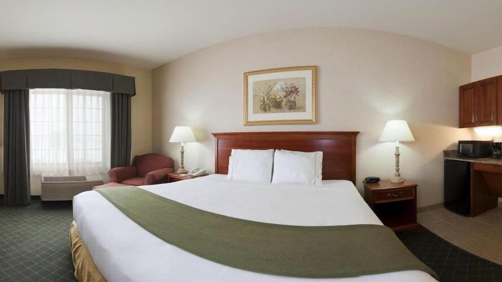 Lebanon Vacations - Holiday Inn Express Lebanon, an IHG Hotel - Property Image 19