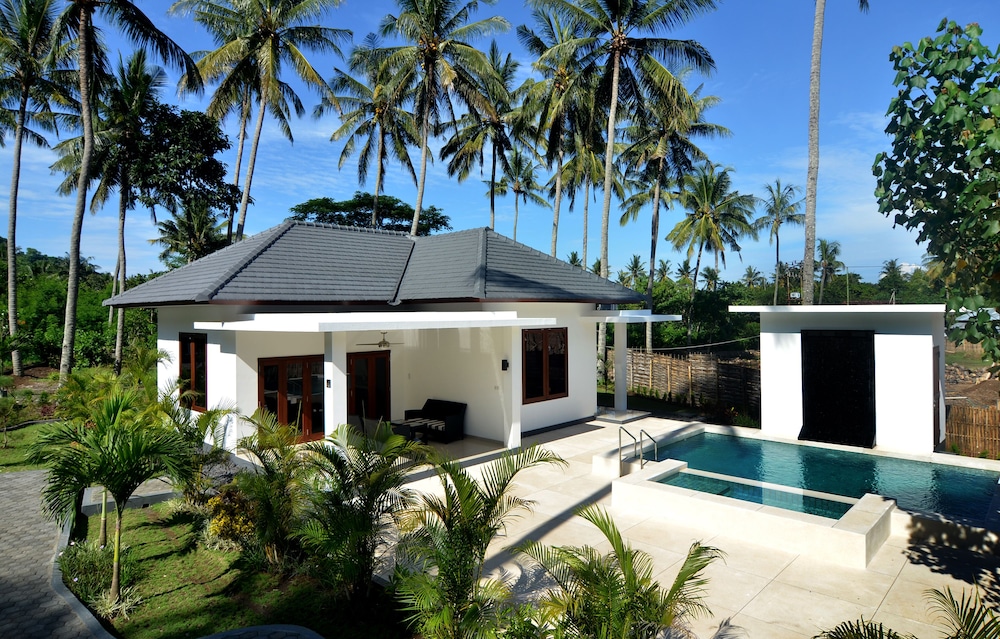 Lombok From Your Private Villa Sepuluh view 2