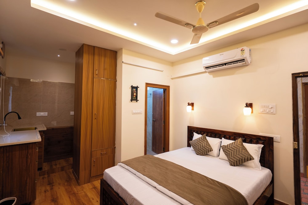 Anand's Abode By Yellow Bells