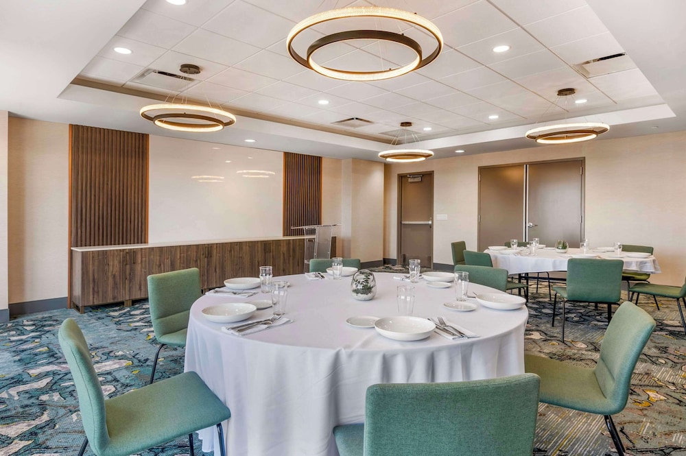 Cambria Hotel Nashville Midtown 53