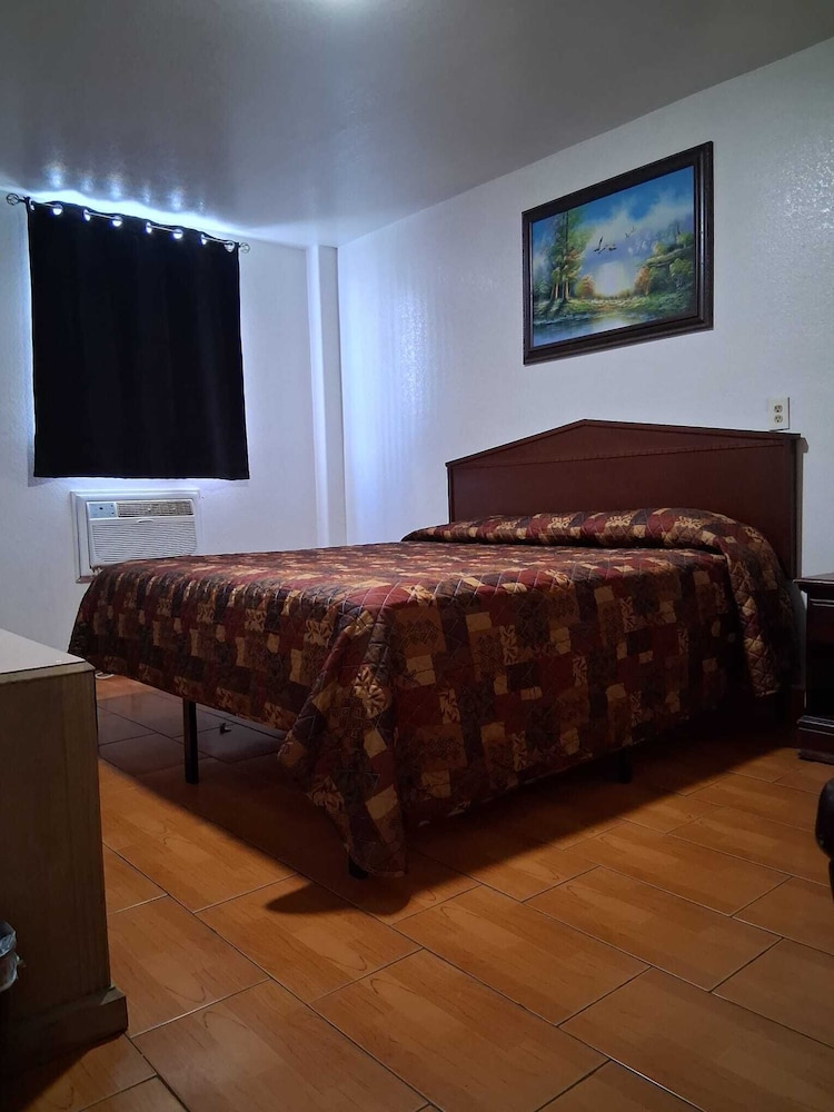 Hotel O Colonial Inn Brownsville Tx
