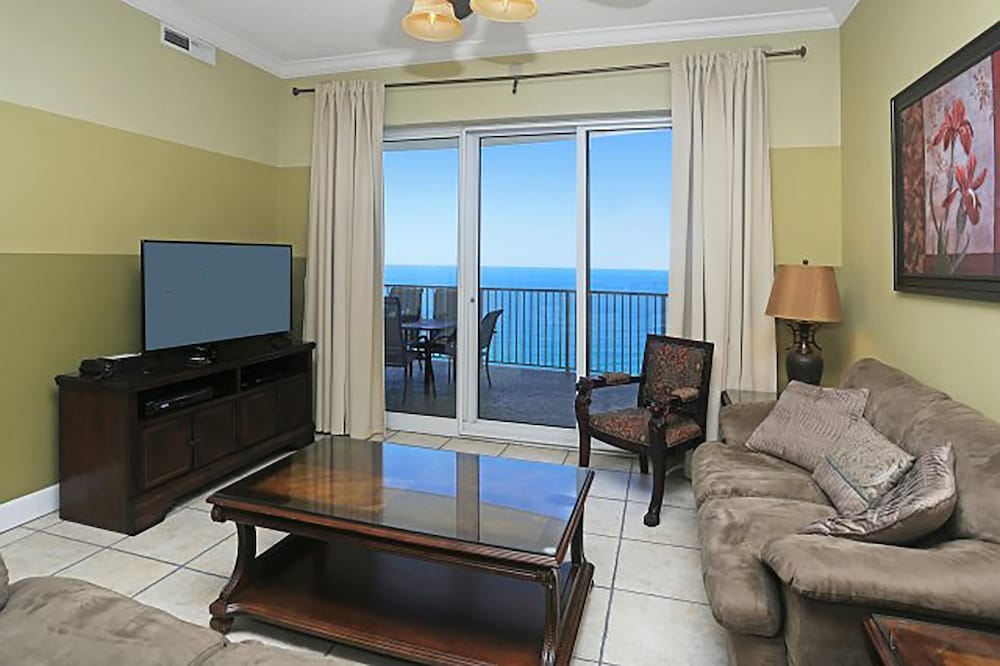 Ocean Villa 2305