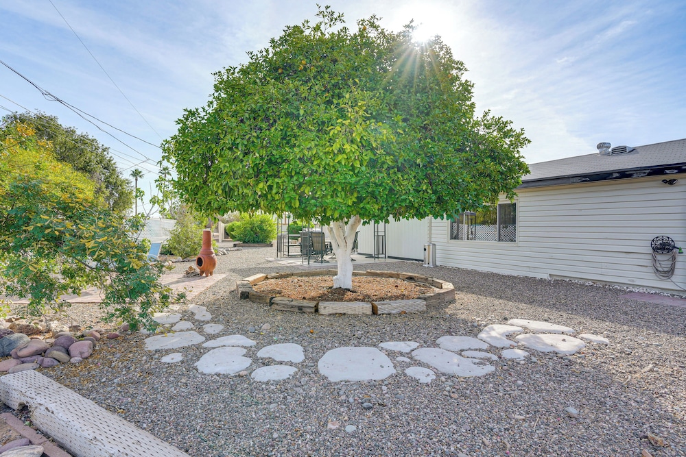 Charming Sun City Getaway Near Golf & Casinos!