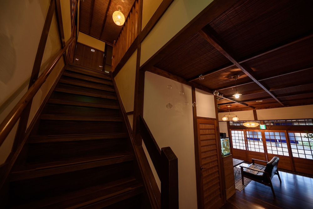Yufuin Ryokan Okaeri