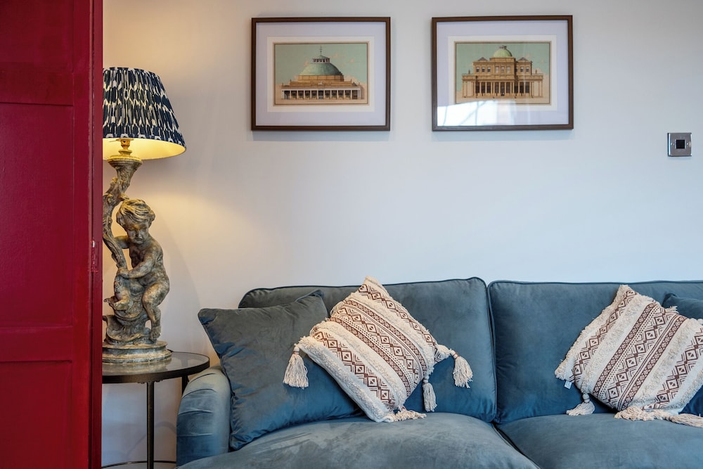 Stunning HighStreet Escape in Cheltenham
