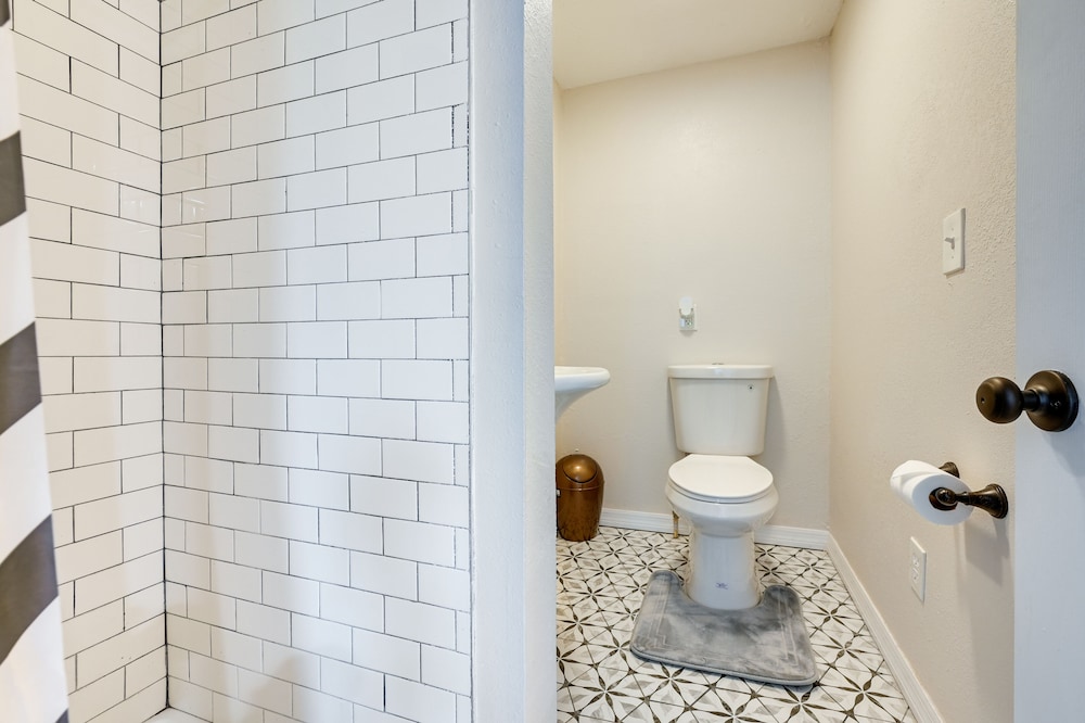 Wfh-friendly Tampa Home Rental: 2 Mi to Downtown! view 2