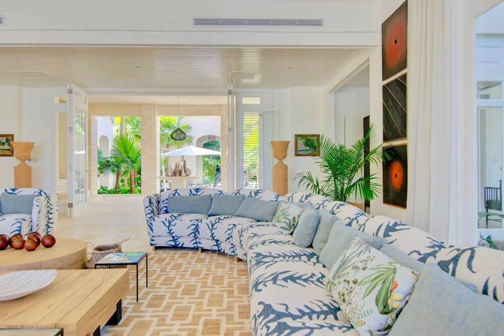 Villa Alta Gracia w Private Pool Designer Decor