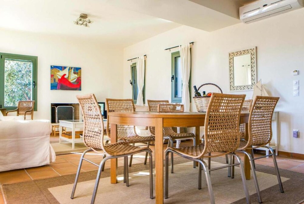 Villa Ionian Rose in Afrato