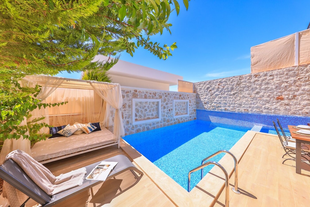 Nergiz Villas