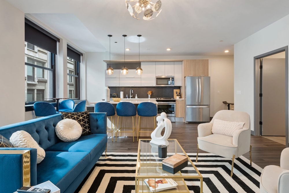 Group Stay 3 Modern 2BR Units Great Amenities
