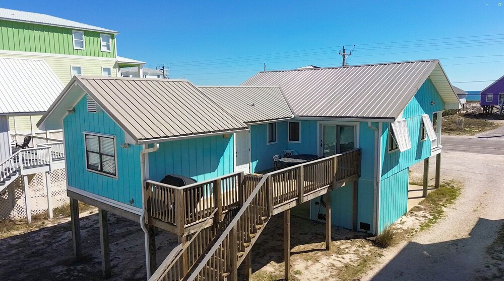Charming 3br/2ba Boho Beach Cottage in Gulf Shores