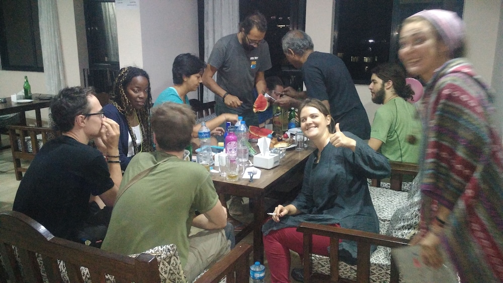 Famous House Kathmandu - Hostel